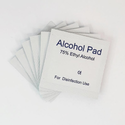 ALCOHOL PADS (6X6CM 100UDS)